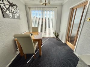 Dining room- click for photo gallery